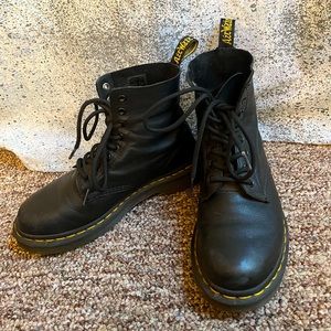 Dr. Martens women’s size 7